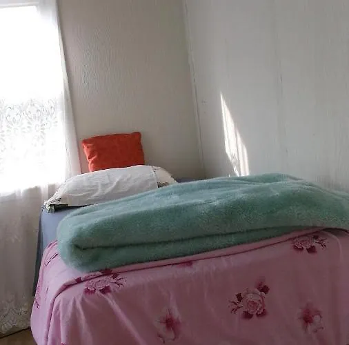 Habitación en casa particular 834 Happy -peaceful Private Rms With Laundry *
