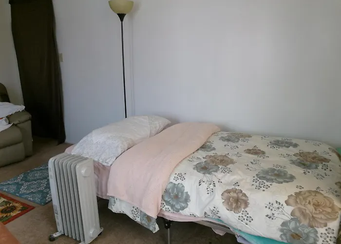 834 Happy -peaceful Private Rms With Laundry
